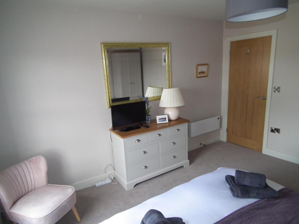 North Sea View Apartment สการ์โบโรห์ ภายนอก รูปภาพ