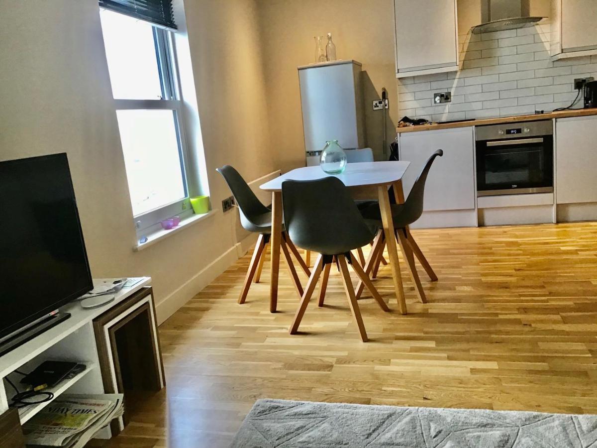 North Sea View Apartment สการ์โบโรห์ ภายนอก รูปภาพ