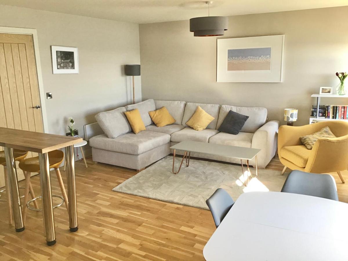 North Sea View Apartment สการ์โบโรห์ ภายนอก รูปภาพ
