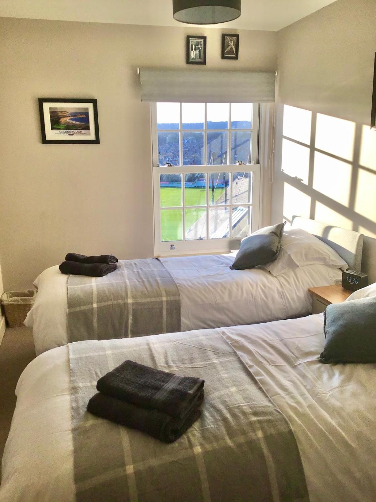 North Sea View Apartment สการ์โบโรห์ ภายนอก รูปภาพ